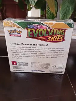 Pokemon TCG Sword & Shield Evolving Skies Booster Box - Image 3