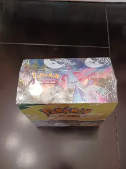 Pokemon TCG Sword & Shield Evolving Skies Booster Box - Image 5
