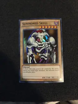 Yugioh TCG Summoned Skull LCYW-EN010 2013 1st Super Rare - LP - Image 1