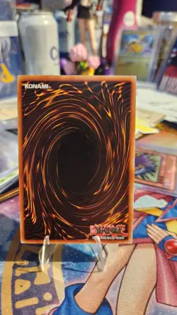 Blue-Eyes White Dragon LCKC-EN001 (Version 2) Ultra Rare Yugioh SDK Art VLP - Image 3