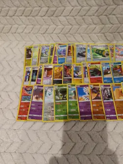 Pokemon TCG Sword & Shield SWSH Era Reverse Holo Bulk Joblot Bundle - Image 2
