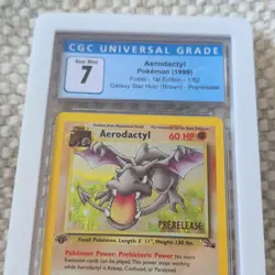 CGC 7 1999 Pokemon TCG Fossil Aerodactyl Holo 1st Edition Prerelease 1/62 - Image 3