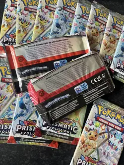 1x Prismatic Evolutions Pokemon Booster Pack New Sealed - Image 2