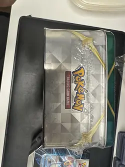 Pokemon TCG Arceus Collector’s Chest Lunchbox Tin Spring 2022 New Factory Sealed - Image 4