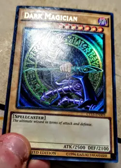 Yu-Gi-Oh! Ultimate Rare Style Dark Magician - Image 2