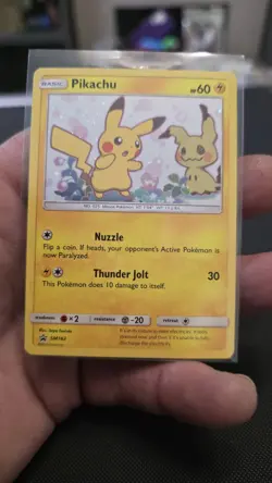 Pikachu SM162 Black Star Promo Card sun & moon NM-LP Condition pokemon - Image 1