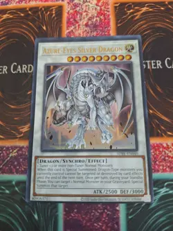 Yugioh Saga of Blue-Eyes White Dragon SDBE-EN040 Ultra Rare Unlimited NM Miscut - Image 1