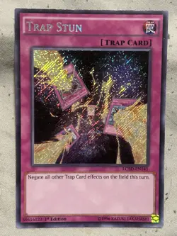 Yu-Gi-Oh Trap Stun Secret Rare LC5D-EN141 1st Edition - Secret Rare - Image 1