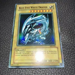 Yu-Gi-Oh! TCG Blue-Eyes White Dragon Ultra Rare Konami 1996 SDK-001 From 2002 - Image 2