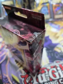 Yugioh Starter Deck Pegasus Unlimited Box Sealed With Acrylic Case - Image 5