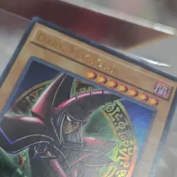 Yu-Gi-Oh! Dark Magician YGLD-ENB02 Ultra Rare Holo 1st Ed ATK 2500 Konami - Image 4