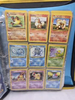 1990s Vintage Pokemon Cards Lot - excellent condition 107 card lot - Image 3
