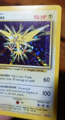 Zapdos 16/102 Holo Base Set Unlimited Holographic Rare Pokemon Card DMG - Dent - Image 3