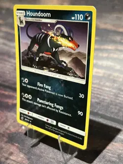 Houndoom 59/111 Reverse Holo Rare SM: Crimson Invasion Pokemon Card - Image 3