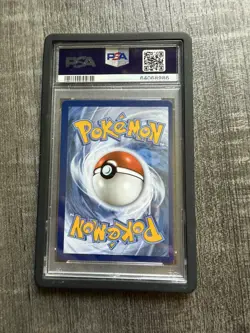 Pokemon Umbreon Celebrations- Gold Star Classic Collection #17 PSA 9 MINT - Image 2