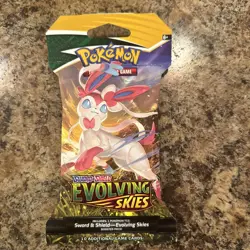 Pokemon TCG Sword & Shield Pack - 10 Cards 820650808784 - Image 1