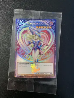 Konami Yu-Gi-Oh! Dark Magician Girl 1st Ed Foil Rare Auto EN 2020 2000/1700 - Image 1