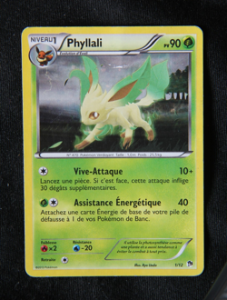 Pokemon "Phyllali / Leafeon" 1/12 *Holo* McDonald's 2013 - French - Played/Poor - Image 1