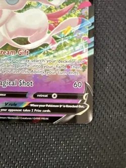 Sylveon V SWSH202 Black Star Promo Full Art Pokemon TCG Card NM - Image 4