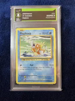 2016 POKEMON XY EVOLUTIONS #33 MAGIKARP Degree 8 - Image 1