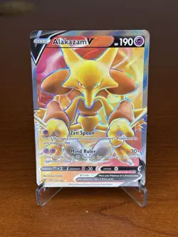 Pokemon TCG Alakazam V 172/185 Vivid Voltage Ultra Rare Full Art Holo - Image 1