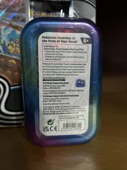 Pokemon TCG: Scarlet & Violet - Victini Illustration Collection PLUS mini tin - Image 2