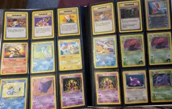 200+ HUGE VINTAGE POKEMON LOT! ALL HOLOS, REVERSE HOLOS, PROMOS, AND RARES! WOTC - Image 2