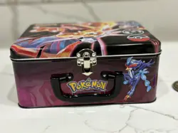 Pokemon CHARIZARD Collectors Tin Lunch Box No Dents Card Holders & 2 Coins - Image 3