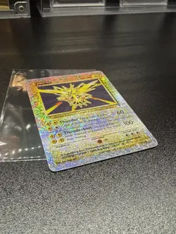 Zapdos 19/110 Legendary Collection Reverse Holo 2002 Fireworks LP Pokemon card⚡ - Image 4