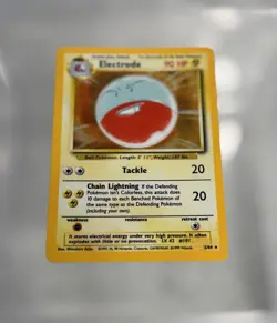 Pokemon ELECTRODE Holo Rare Jungle No Symbol Error Misprint Card 2/64 VTG 1999 - Image 1