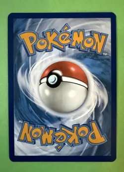 Lumineon V 040/172 Brilliant Stars Ultra Rare Pokemon Card NM/MINT - Image 2