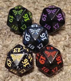 MTG , Duskmourn: House of Horror, Spindown D20 dice 5x Regular magic - Image 1