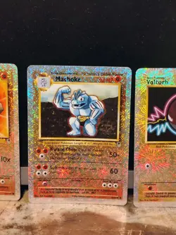 Machoke 51/110 Legendary Collection Reverse Holo LP Pokemon Card - Image 1