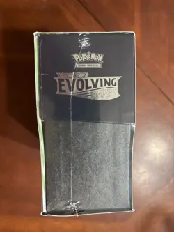 Pokemon TCG Sword and Shield Evolving Skies Elite Trainer Box ETB Sealed - Image 3
