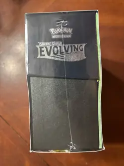 Pokemon TCG Sword and Shield Evolving Skies Elite Trainer Box ETB Sealed - Image 5
