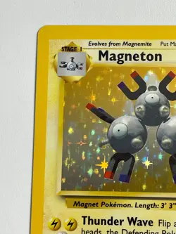 **** Pokemon Magneton 9/102 Base Set Holo Rare Vintage WOTC NM/LP - Image 2