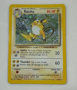 Wizards of the Coast Pokemon TCG Raichu 14/102 Base Set Holo Rare ENG 80HP - Image 1