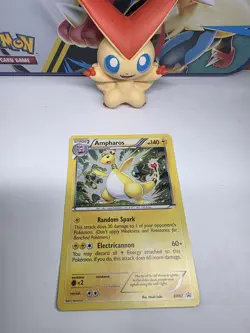 2013 POKEMON B&W PROMO SMOOTH COSMOS HOLO #BW67 AMPHAROS Swirl - Image 1