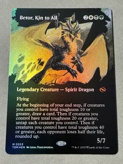 Betor, Kin to All (Borderless) Tarkir: Dragonstorm Foil NM - Image 1