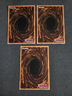 3x Dimensional Prison x3 SDCR-EN033 Common 1st Ed 2x NM 1x MP Playset Yugioh - Image 3