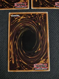 3x Dimensional Prison x3 SDCR-EN033 Common 1st Ed 2x NM 1x MP Playset Yugioh - Image 4