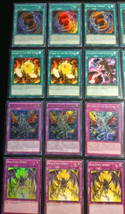 Yu-Gi-Oh! TCG Red-Eyes Black Dragon Deck SLEEVED & READY TO DUEL - Image 4