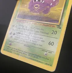 Weezing 45/62 Fossil Regular *DAMAGED* Pokemon Card - Image 4