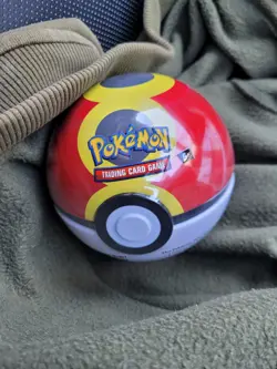 Pokemon ball 2025 Collectors Poke Ball Tin - REPEAT BALL 3 packs & Stickers new - Image 1