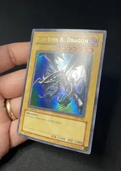 Yugioh - Red Eyes B Dragon SDJ-001 Ultra Rare 1st Edition Original Vintage Black - Image 3