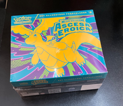 ASCESA EROICA ALLENATORE FUORICLASSE Box Carte Pokemon IN ITALIANO sigillato - Image 1