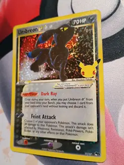 Pokemon Umbreon 17/17 Celebrations 25th Anniversary Holo Gold Star 2021 NM - Image 3