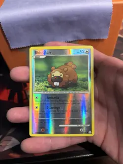 Bidoof 70/130 Diamond and Pearl Reverse Holo Pokemon TCG Played Condition - Image 3