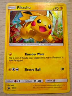 Pokemon TCG Pikachu SM76 Sun & Moon Black Star Promo Holo Card - Image 1