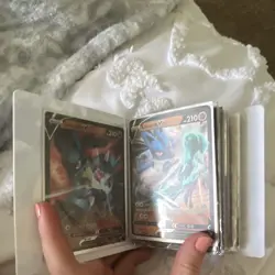 Pokemon TCG V Cards lot Binder - Image 2